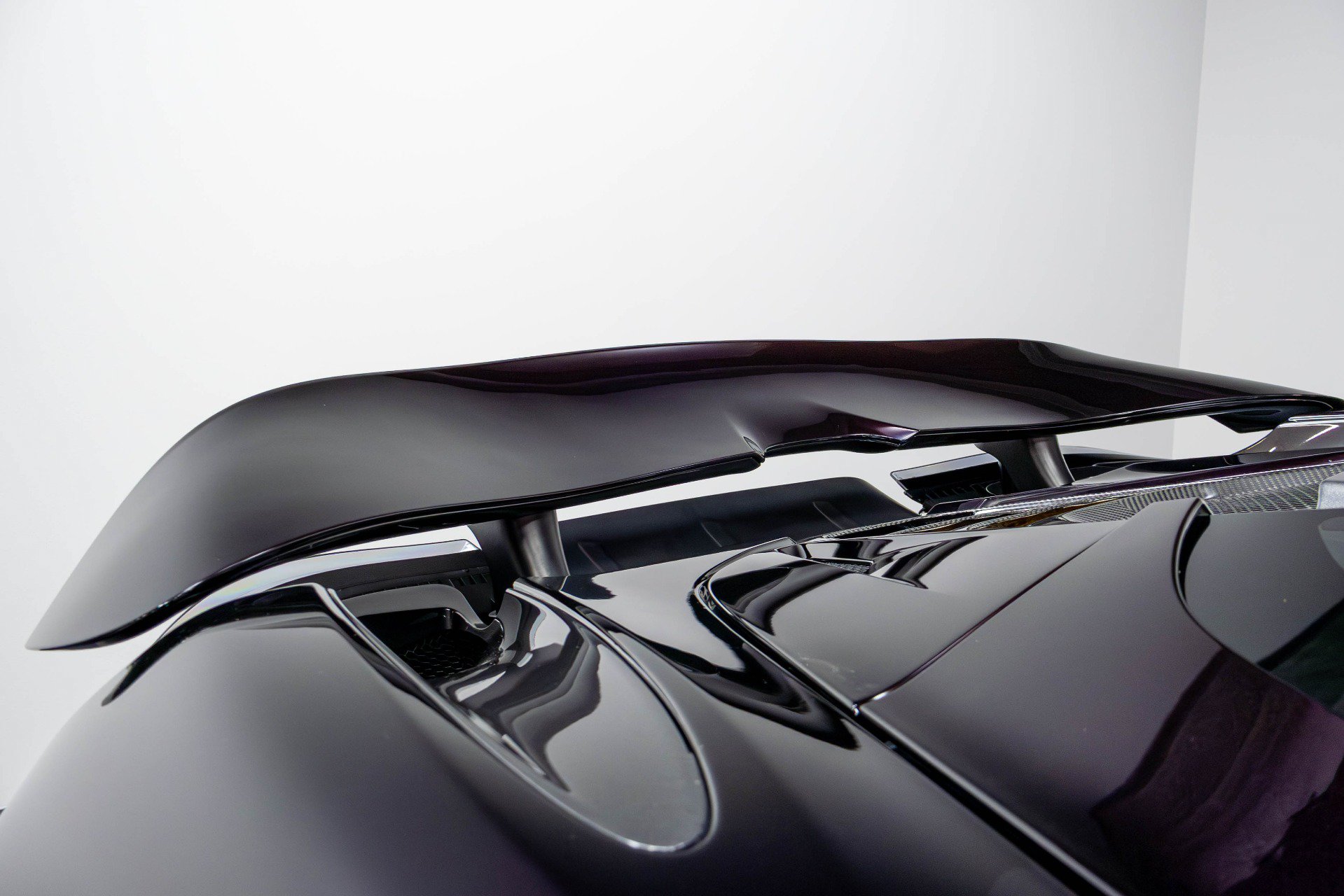 Used 2019 McLaren 720S Luxury RWD image 48