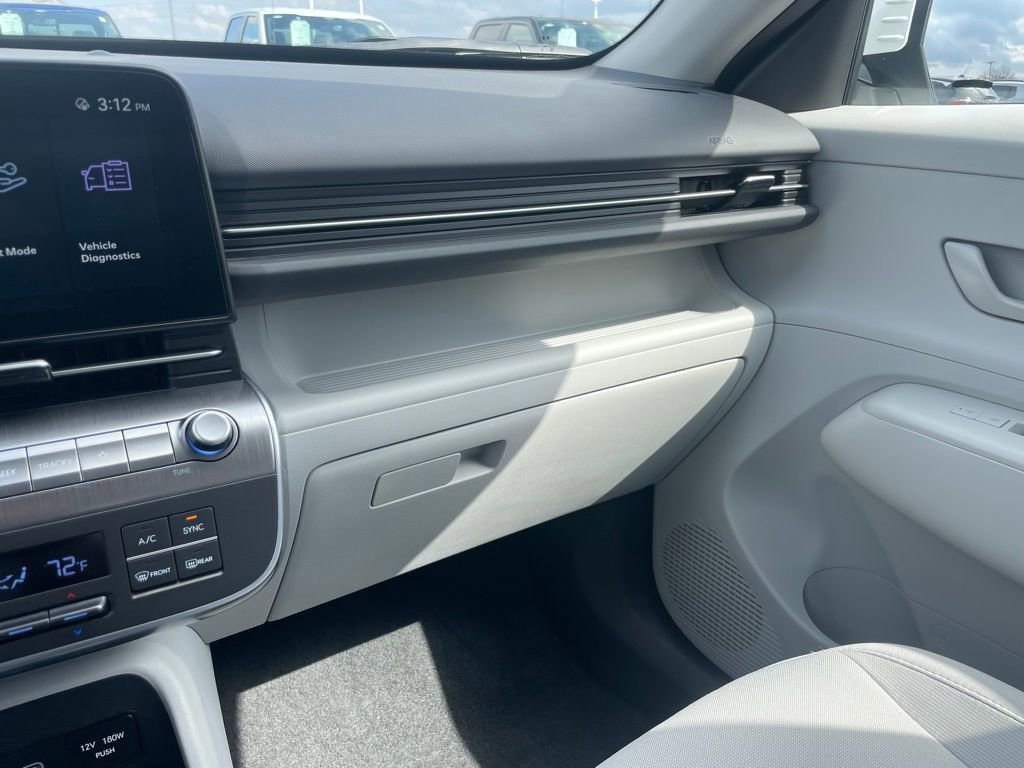 Used 2025 Hyundai Kona SEL image 49