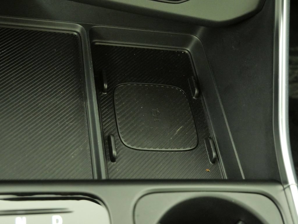 Used 2026 Kia Carnival SX FWD image 36