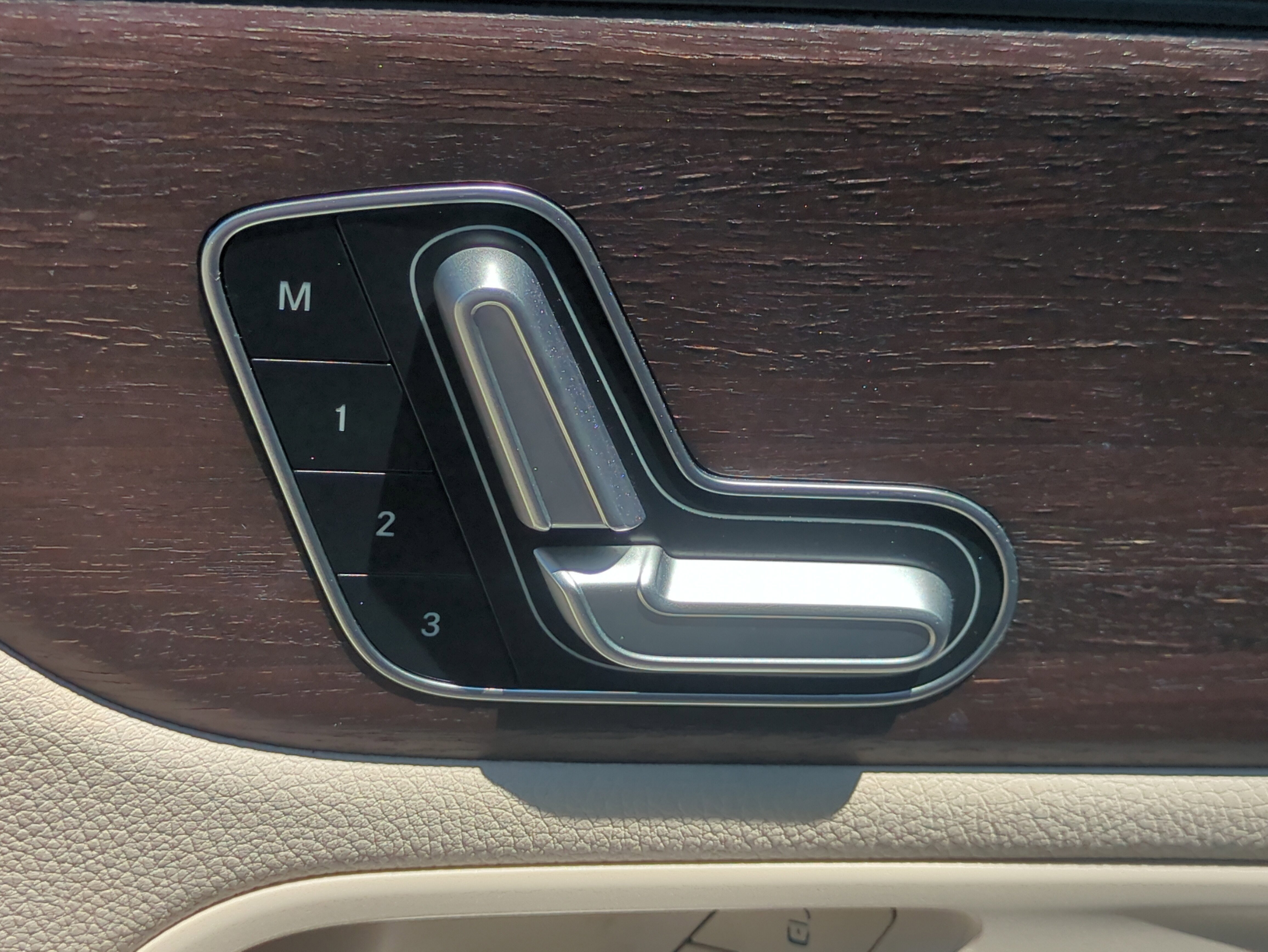 Used 2022 Mercedes-Benz GLA 250 image 21