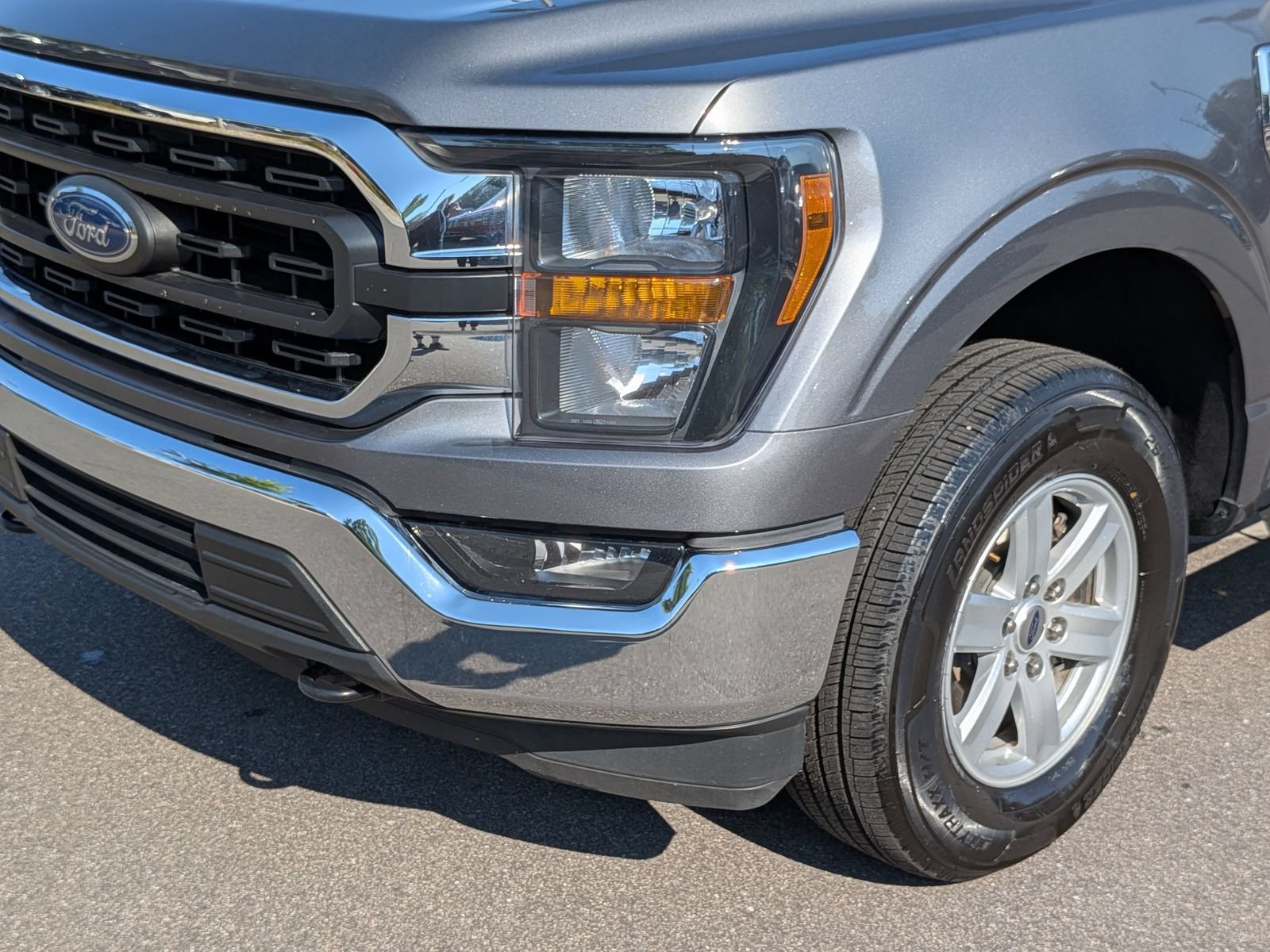 Used 2023 Ford F150 XLT AWD/4WD image 9