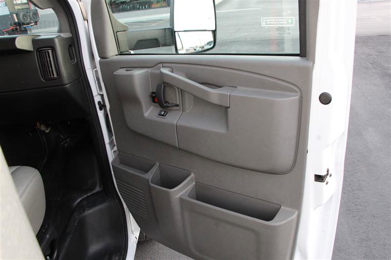 Used 2024 Chevrolet Express 3500 w/ Power Convenience Package image 12