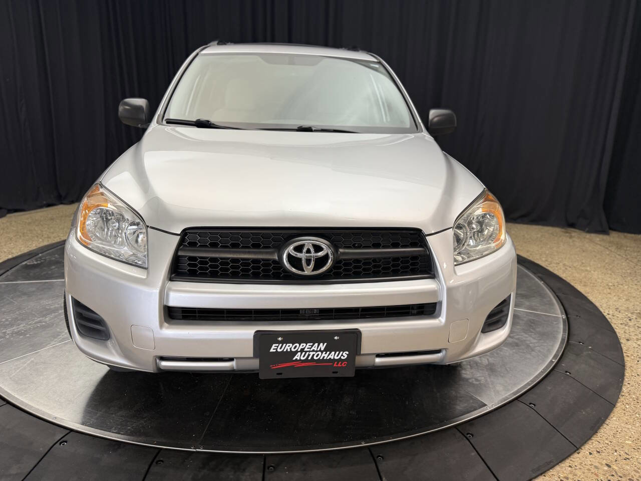 Used 2011 Toyota RAV4 4WD w/ Base L4 Extra Value Pkg image 13