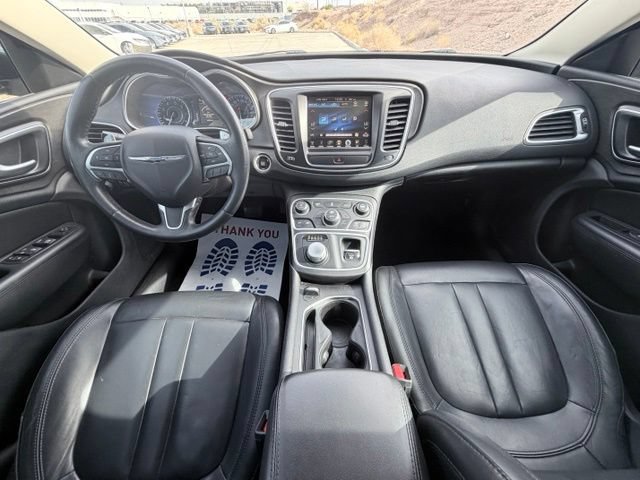 Used 2017 Chrysler 200 Limited Platinum w/ Comfort & Convenience Group FWD image 27