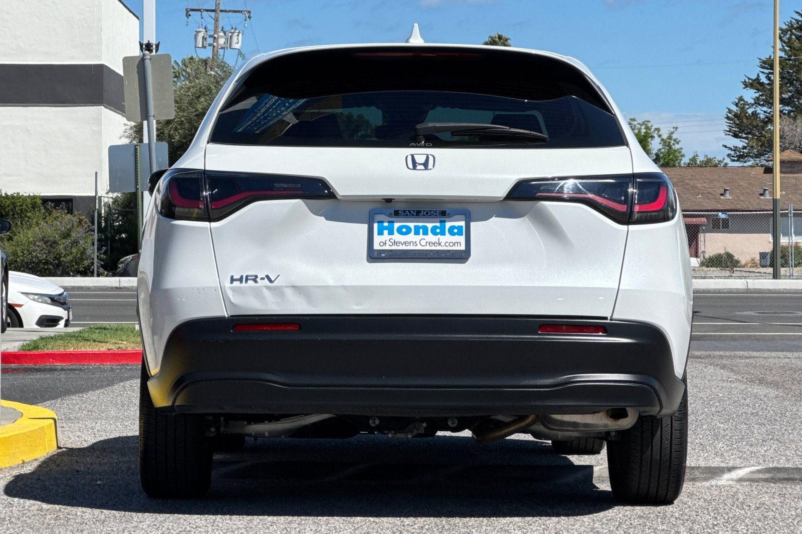 Certified 2023 Honda HR-V LX image 9