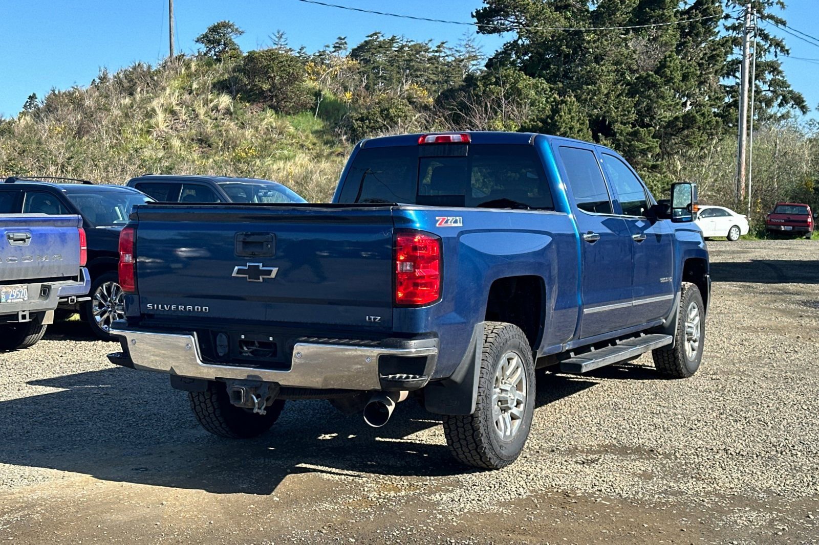 Used 2017 Chevrolet Silverado 3500 LTZ w/ Duramax Plus Package AWD/4WD image 5