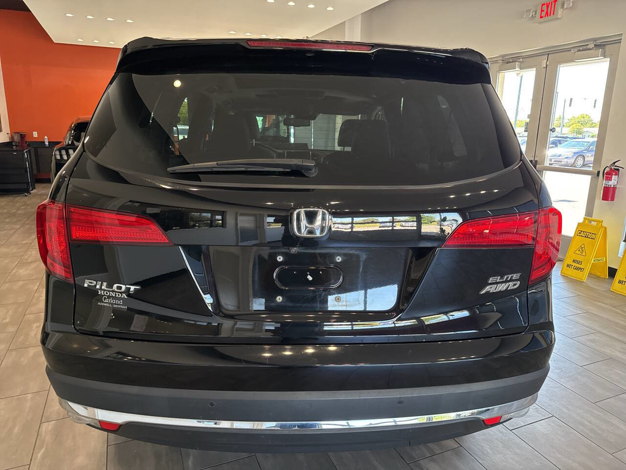 Used 2018 Honda Pilot Elite image 7