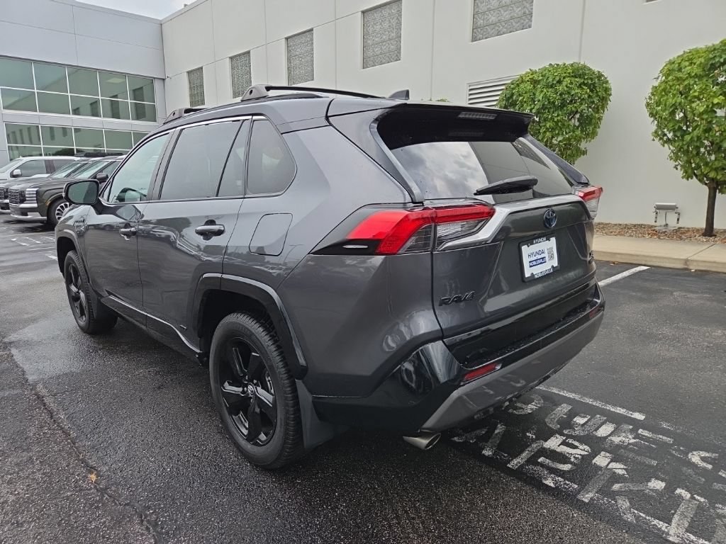 Used 2019 Toyota RAV4 XSE w/ XSE Weather Package AWD/4WD image 6