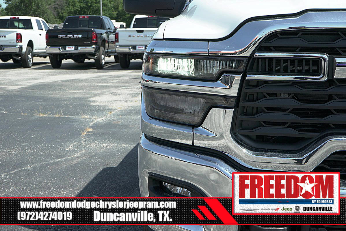 New 2025 RAM 2500 Tradesman AWD/4WD image 39