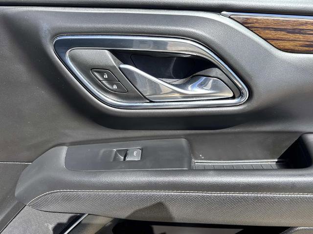 Used 2023 Chevrolet Suburban Premier image 17