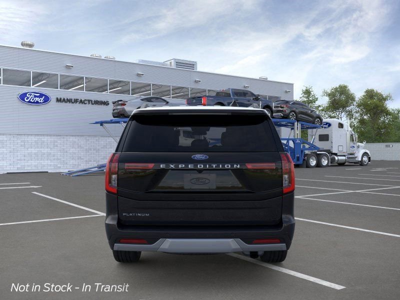 New 2026 Ford Expedition Platinum w/ Driver's Package AWD/4WD image 5