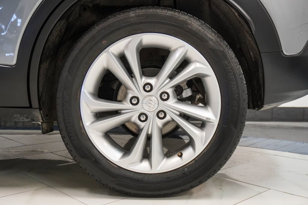 Used 2023 Buick Encore GX Preferred image 34