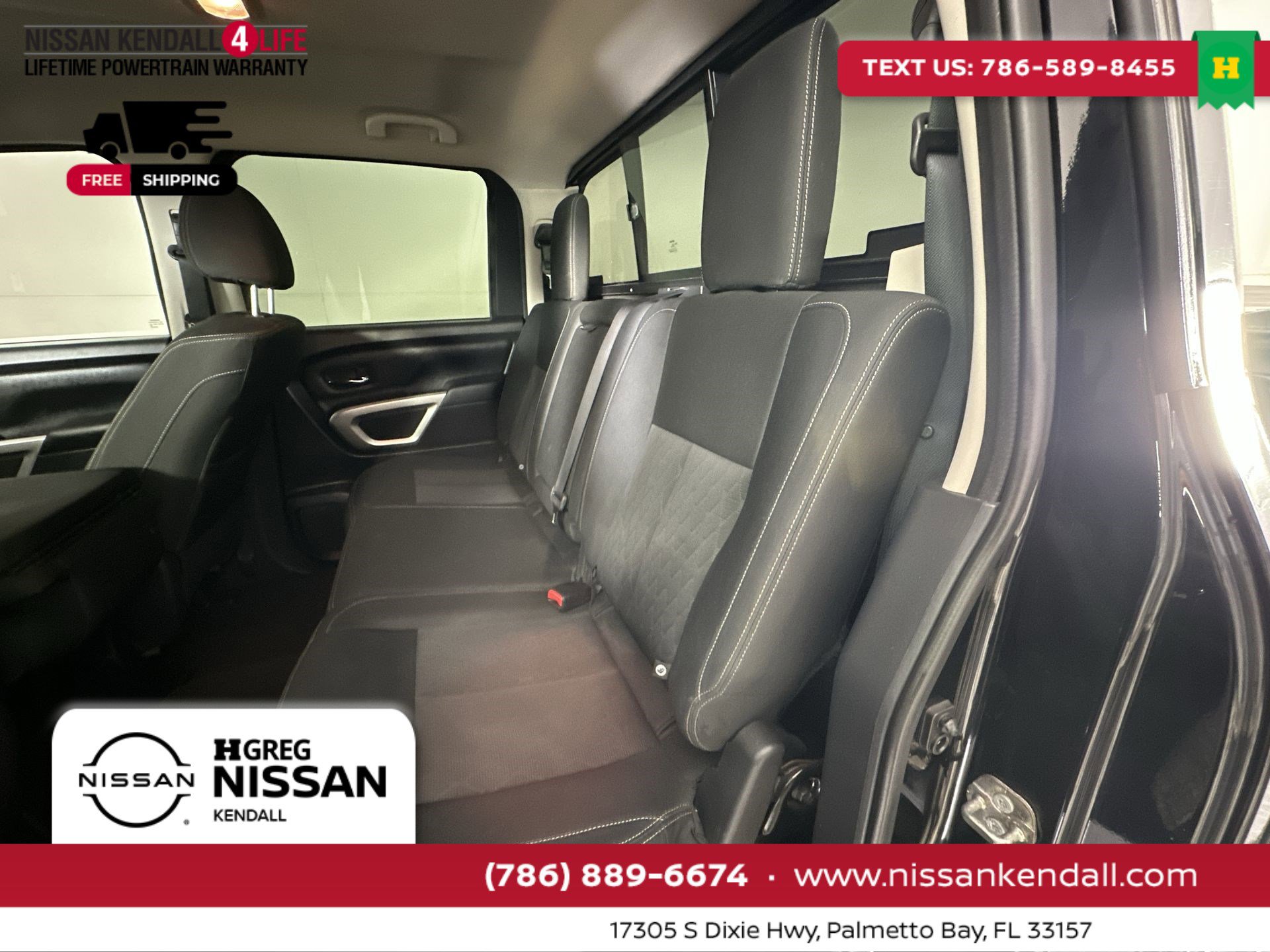 Used 2018 Nissan Titan SV image 26