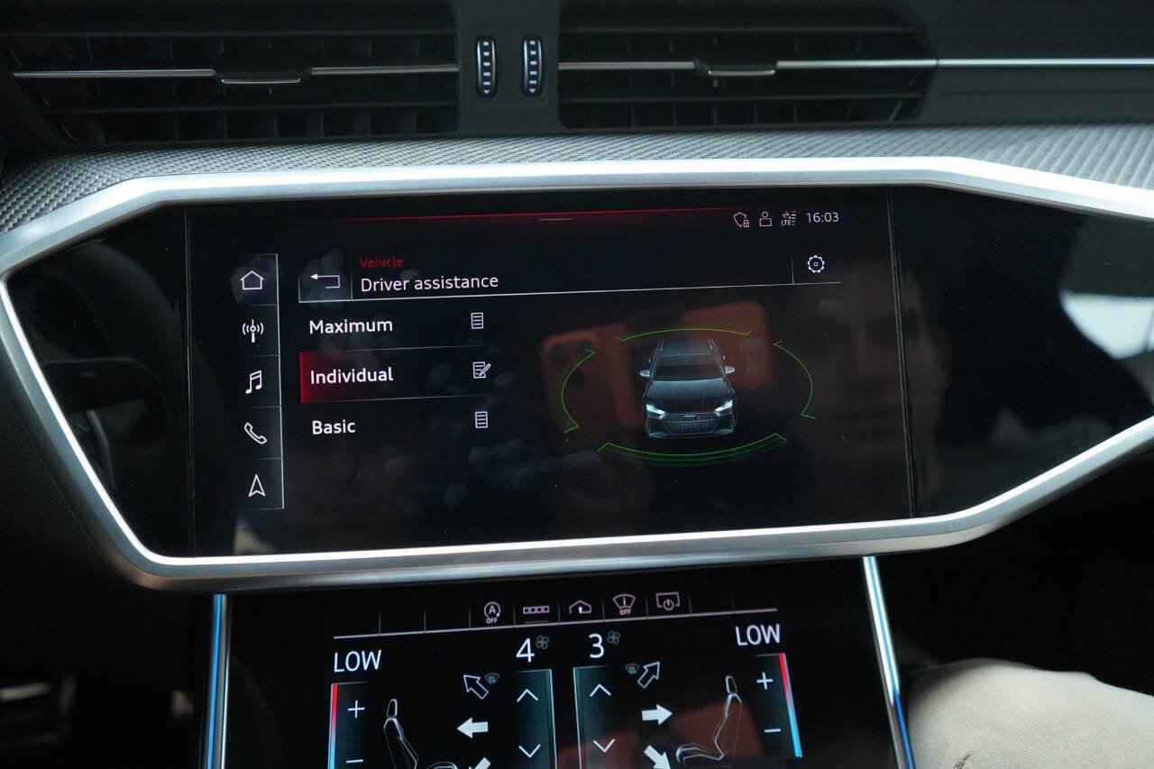 Used 2022 Audi RS 6 image 93