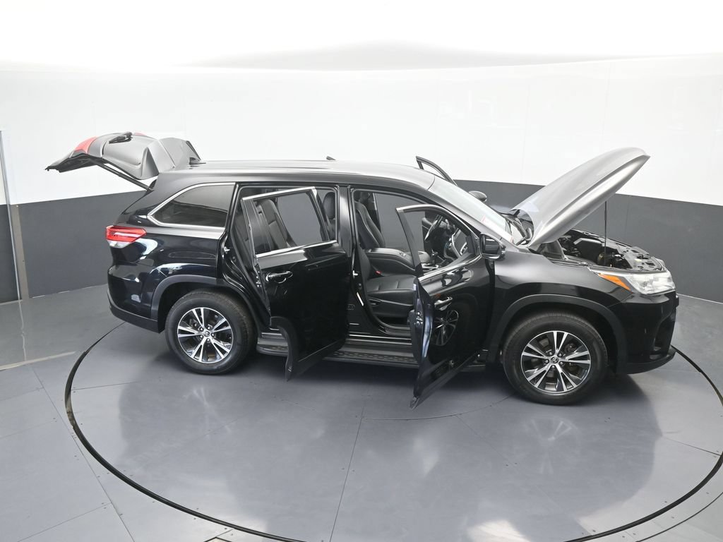 Used 2019 Toyota Highlander Plus FWD image 73