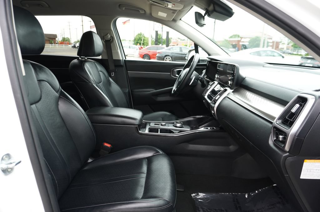 Used 2022 Kia Sorento EX AWD/4WD image 31