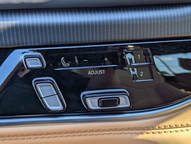 New 2026 Jeep Grand Wagoneer L Summit AWD/4WD image 30