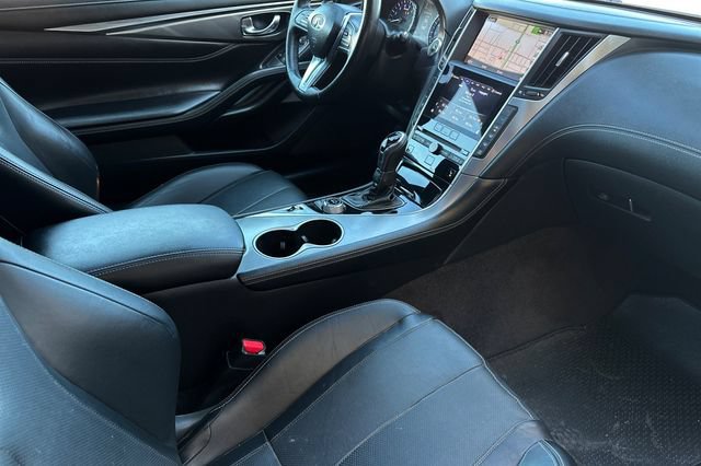Used 2018 INFINITI Q60 3.0t Luxe w/ Sensory Package 3.0T Luxe AWD/4WD image 16