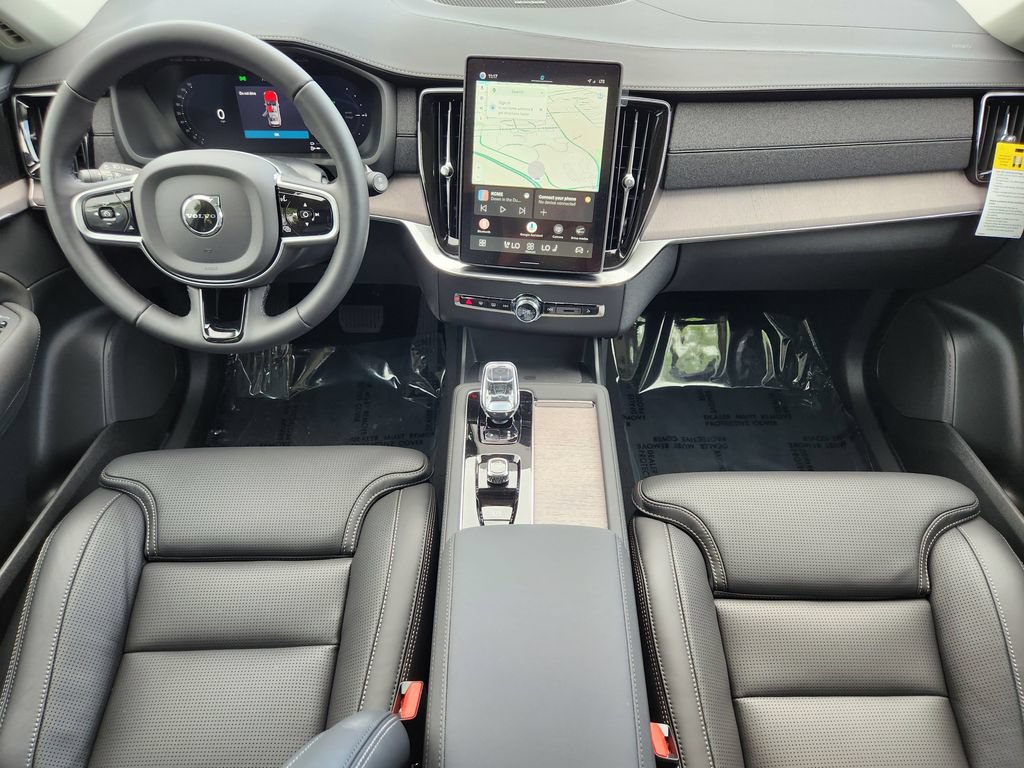 New 2026 Volvo XC90 T8 Ultra w/ Protection Package AWD/4WD image 16