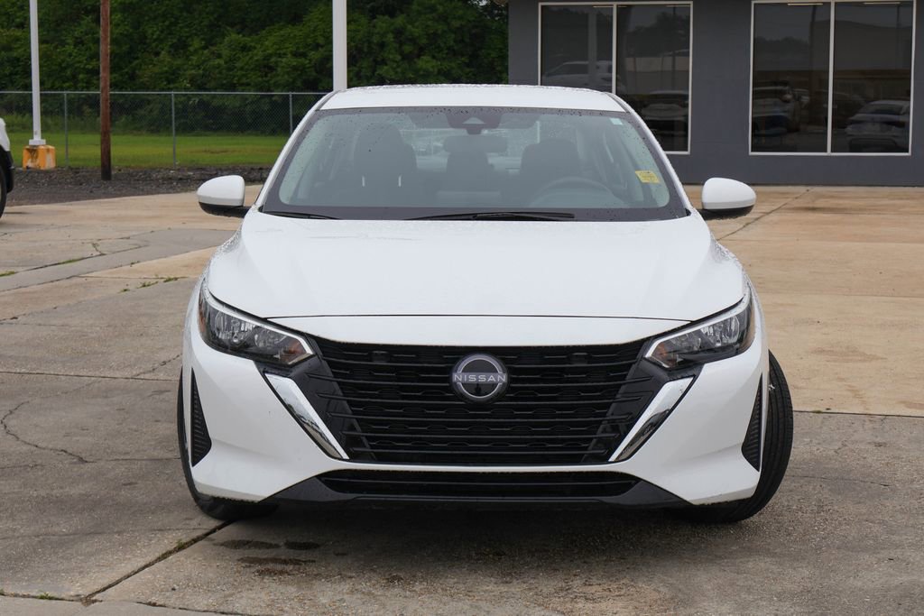 Used 2025 Nissan Sentra SV FWD image 22