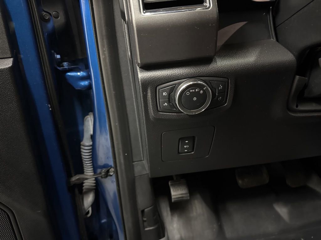 Used 2017 Ford F150 XLT w/ Equipment Group 301A Mid RWD image 32