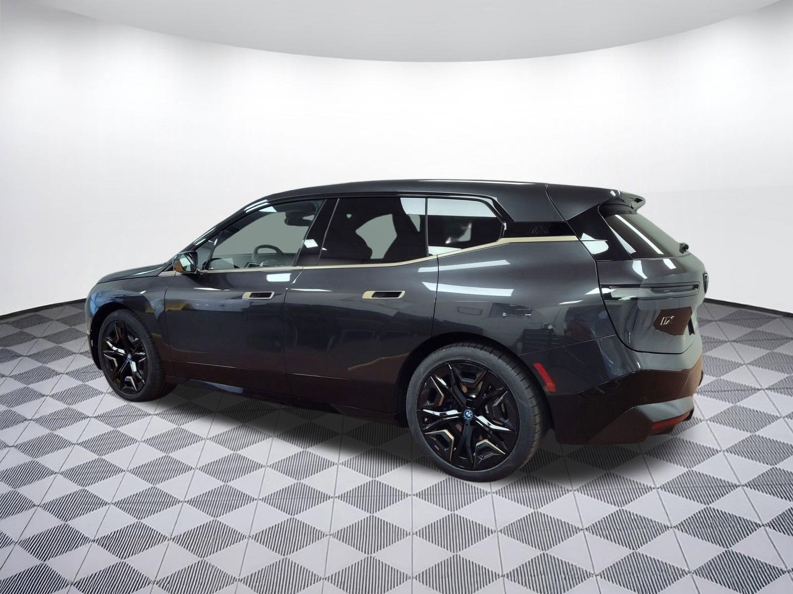 Certified 2023 BMW iX M60 w/ Executive Package image 3