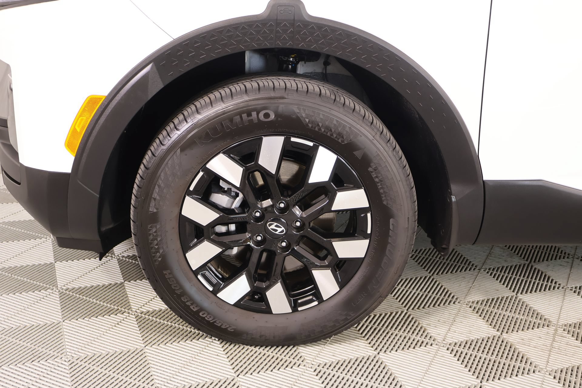 Certified 2026 Hyundai Santa Cruz SEL FWD image 18