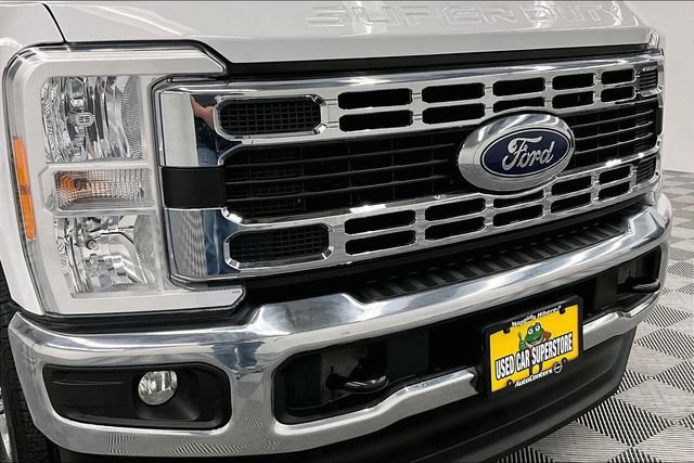 Used 2023 Ford F350 XLT image 35