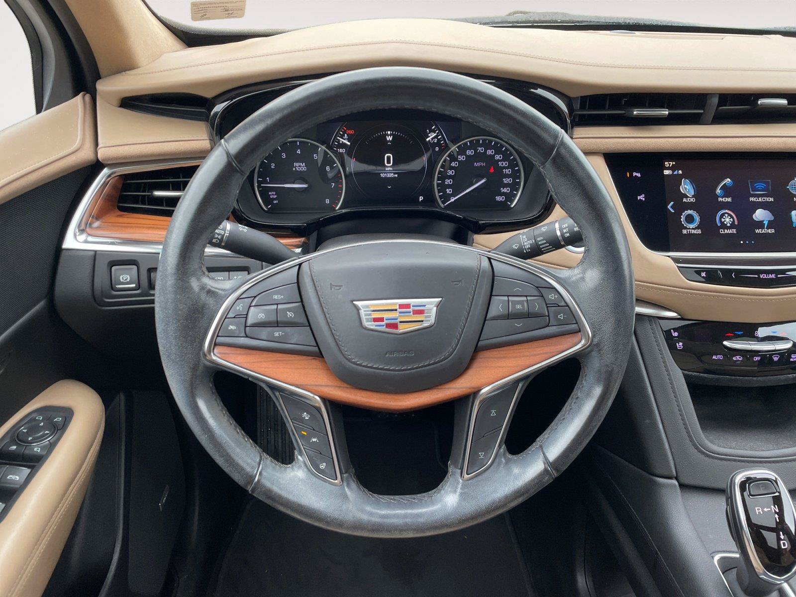 Used 2019 Cadillac XT5 Platinum AWD/4WD image 12