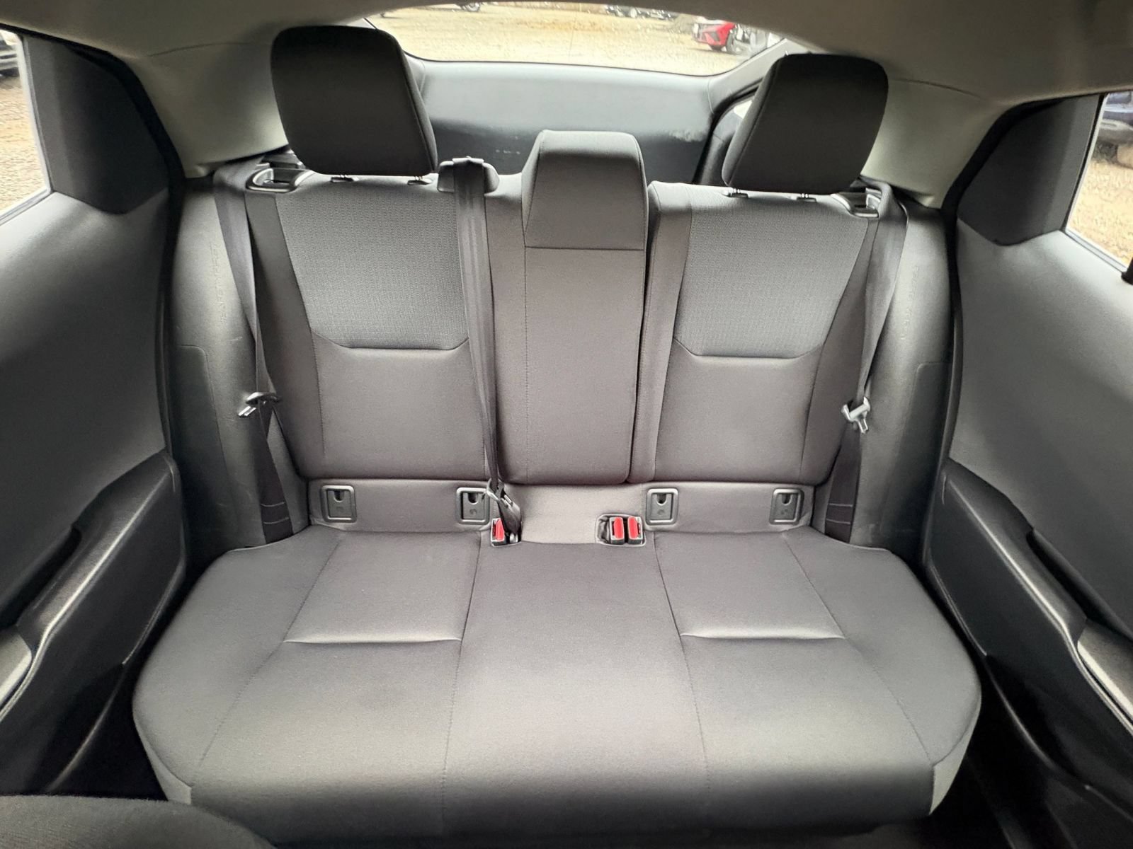 Used 2025 Toyota Prius LE FWD image 36