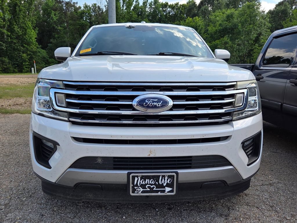 Used 2018 Ford Expedition XLT RWD image 2