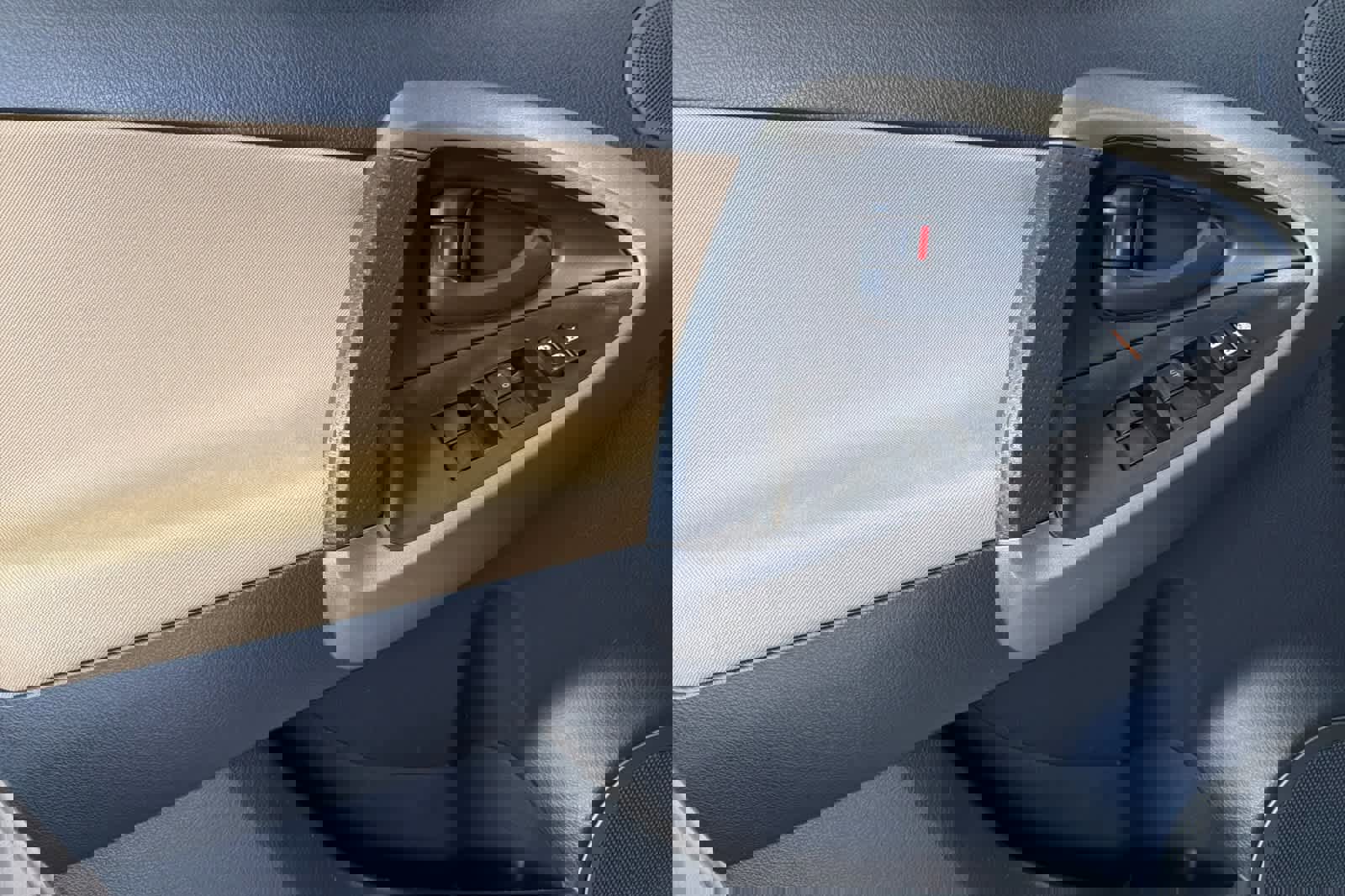 Used 2011 Toyota RAV4 4WD image 14