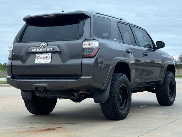 Used 2018 Toyota 4Runner SR5 image 9