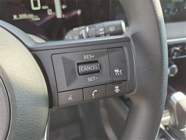 New 2025 Nissan Kicks SV w/ SV Premium Package image 17