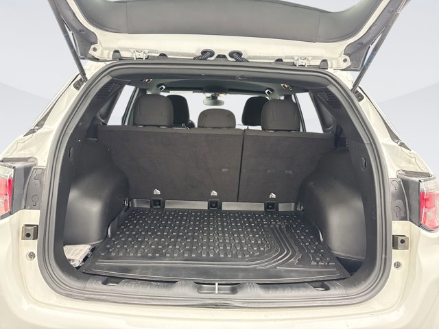 Used 2023 Jeep Compass Sport image 19