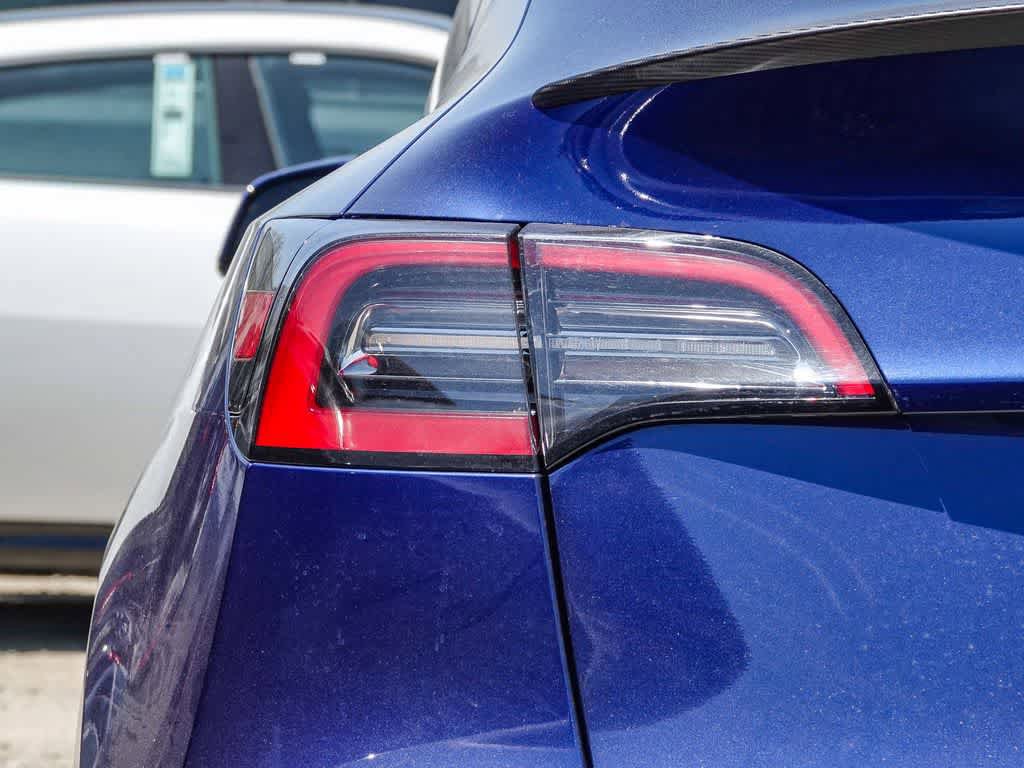 Used 2023 Tesla Model Y Performance AWD/4WD image 12