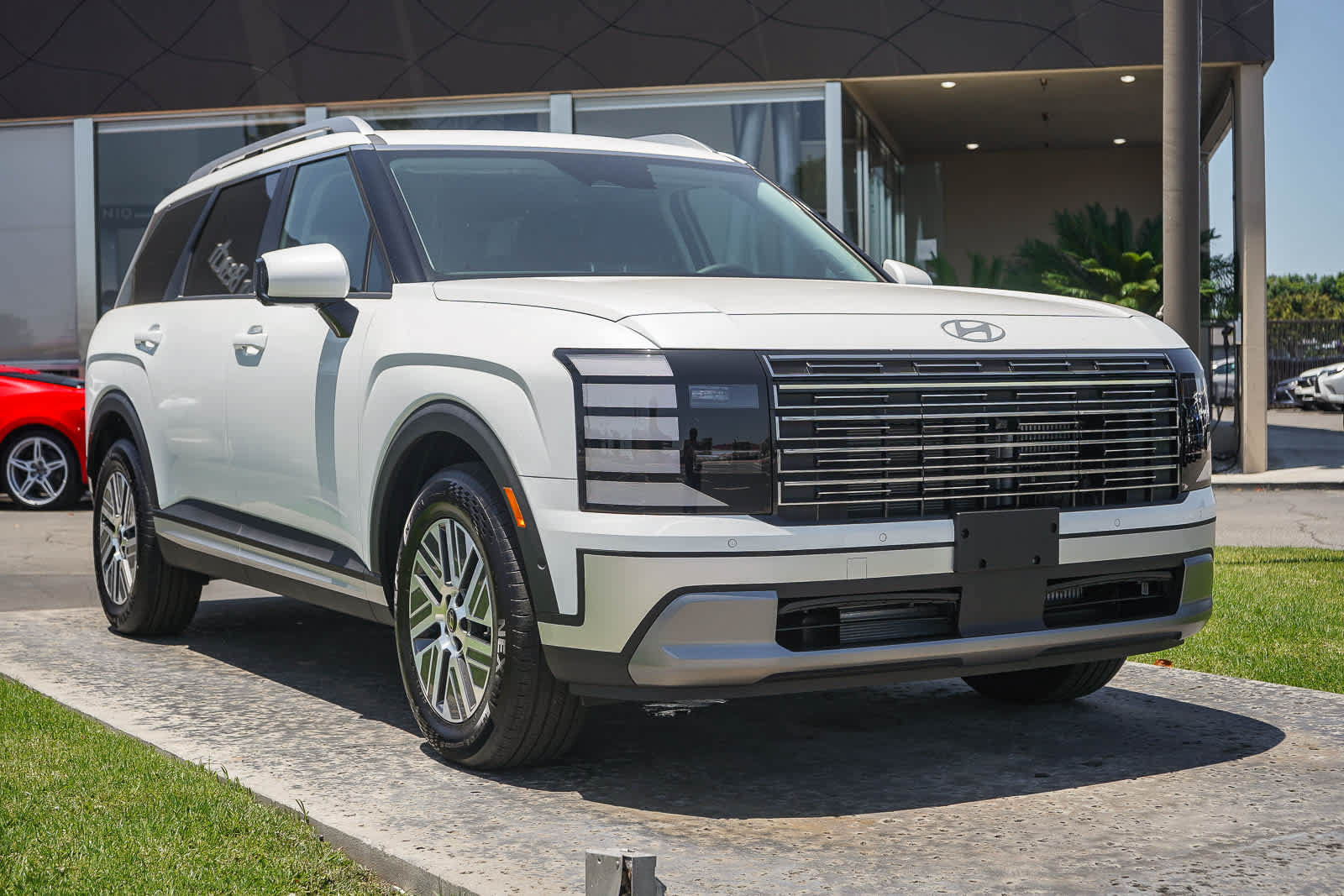 New 2026 Hyundai Palisade SEL Premium FWD image 3