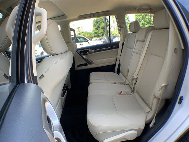 Certified 2021 Lexus GX 460 Premium w/ Premium Package AWD/4WD image 23