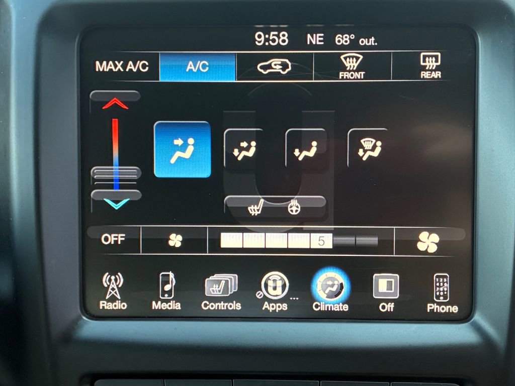 Used 2015 Jeep Cherokee Latitude w/ Cold Weather Group image 4