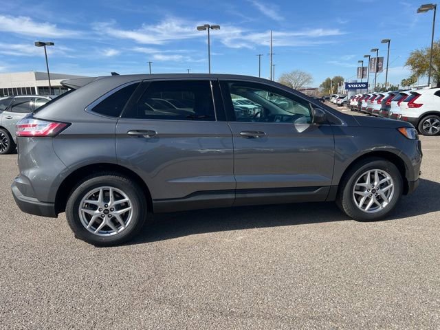 Used 2024 Ford Edge SEL image 10