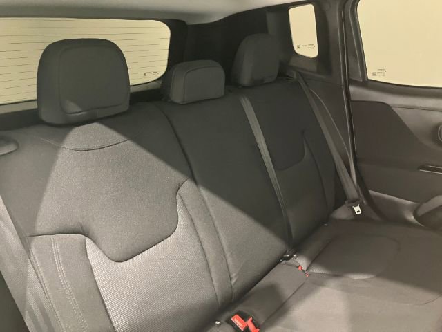 Used 2018 Jeep Renegade Sport w/ Power & Air Group image 8