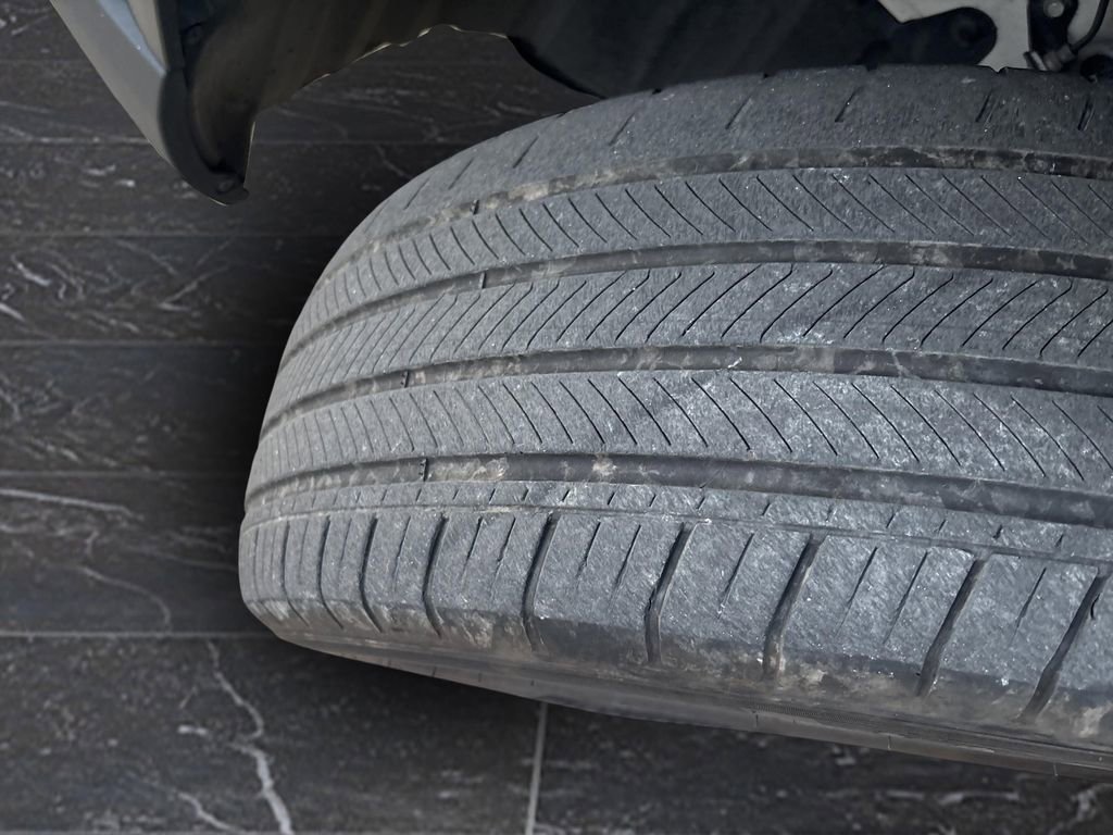 Used 2023 Honda Pilot Sport image 31