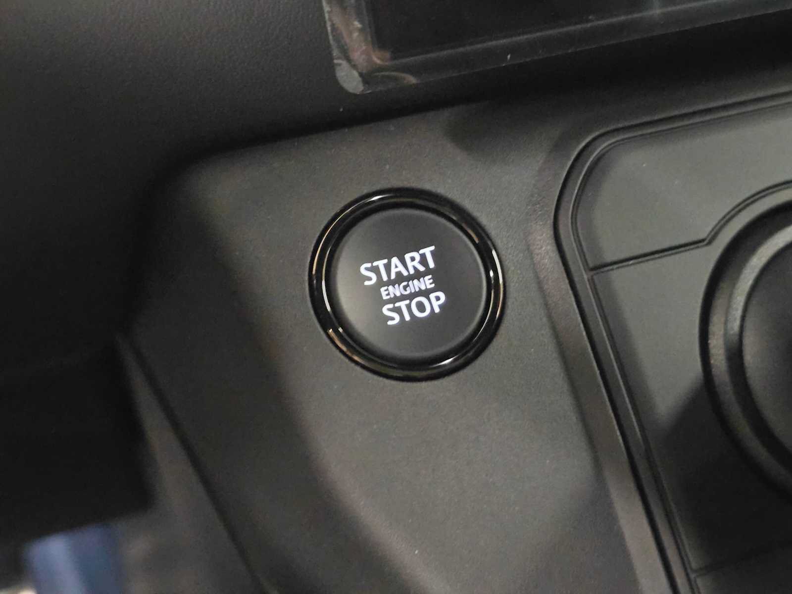 New 2026 Land Rover Defender 110 OCTA AWD/4WD image 29