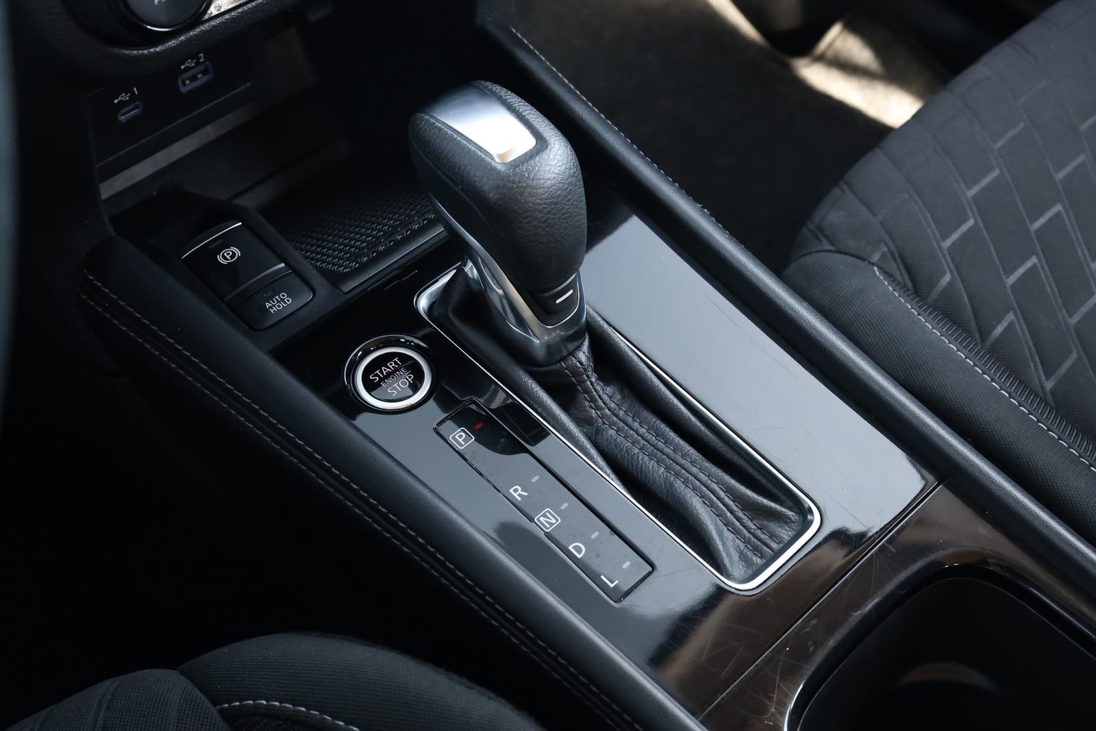 Used 2022 Nissan Kicks SV image 21