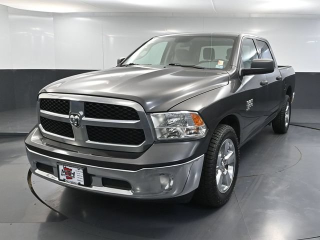 Used 2019 RAM 1500 ST w/ SXT Plus Group AWD/4WD image 9