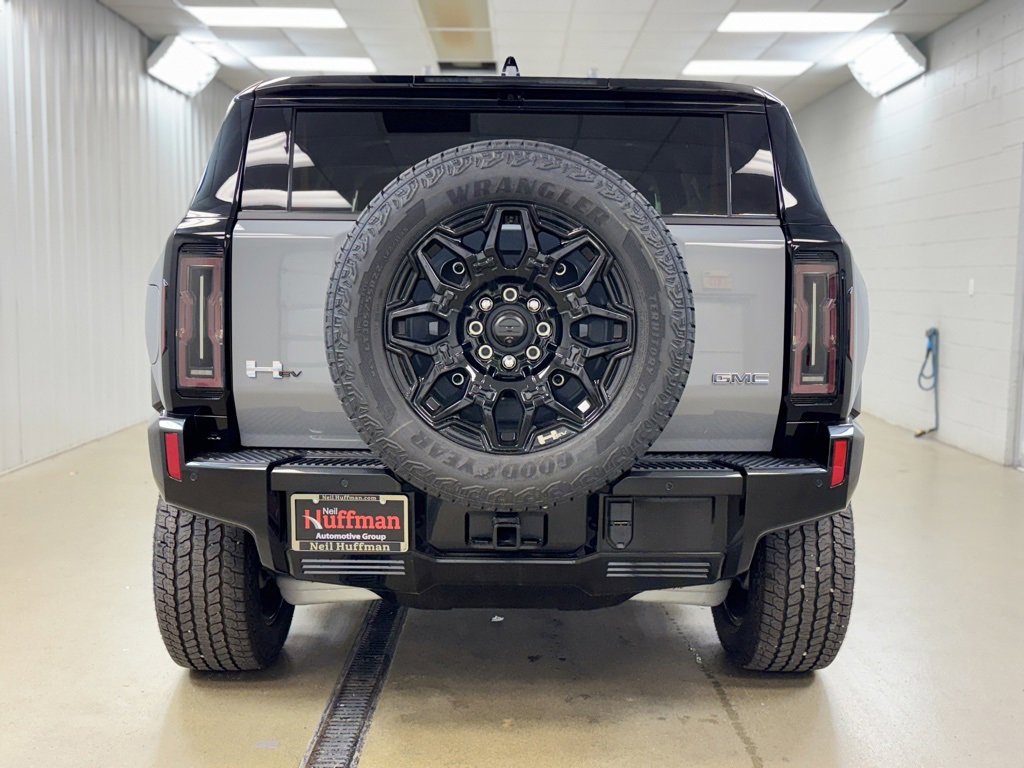 New 2025 GMC Hummer EV 2X w/ LPO, Sport Package image 6