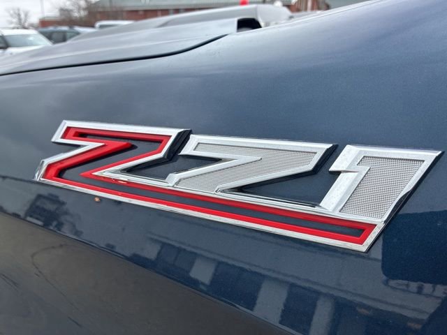 Used 2022 Chevrolet Silverado 1500 Custom Trail Boss w/ LPO, Dark Essentials Package image 5