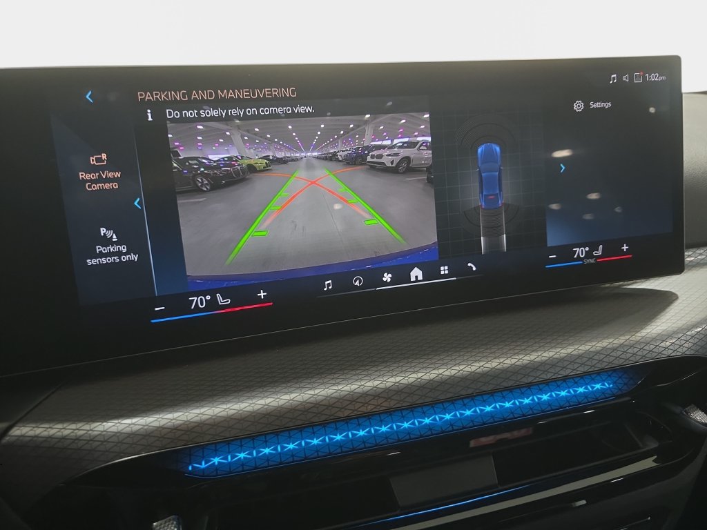 Certified 2025 BMW i4 eDrive40 RWD image 16