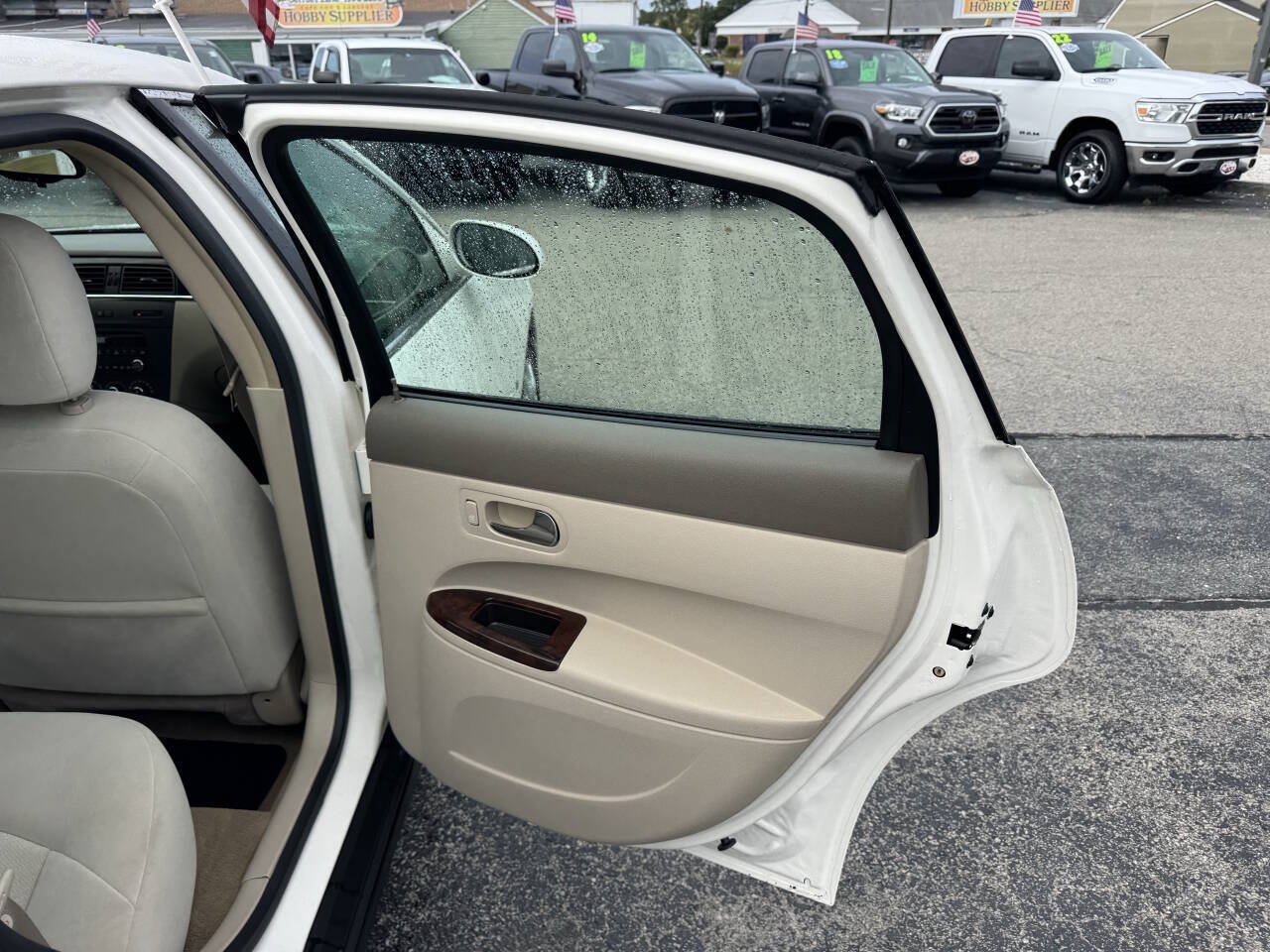 Used 2007 Buick LaCrosse CX FWD image 30