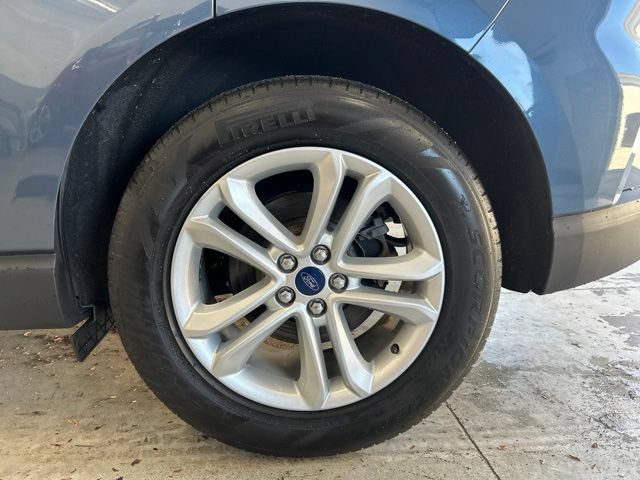Used 2019 Ford Edge SEL w/ Equipment Group 201A AWD/4WD image 8